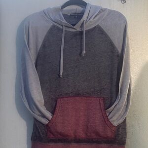 Almost Famous Men's Colorblock Hooded Pullover - Gray & Maroon